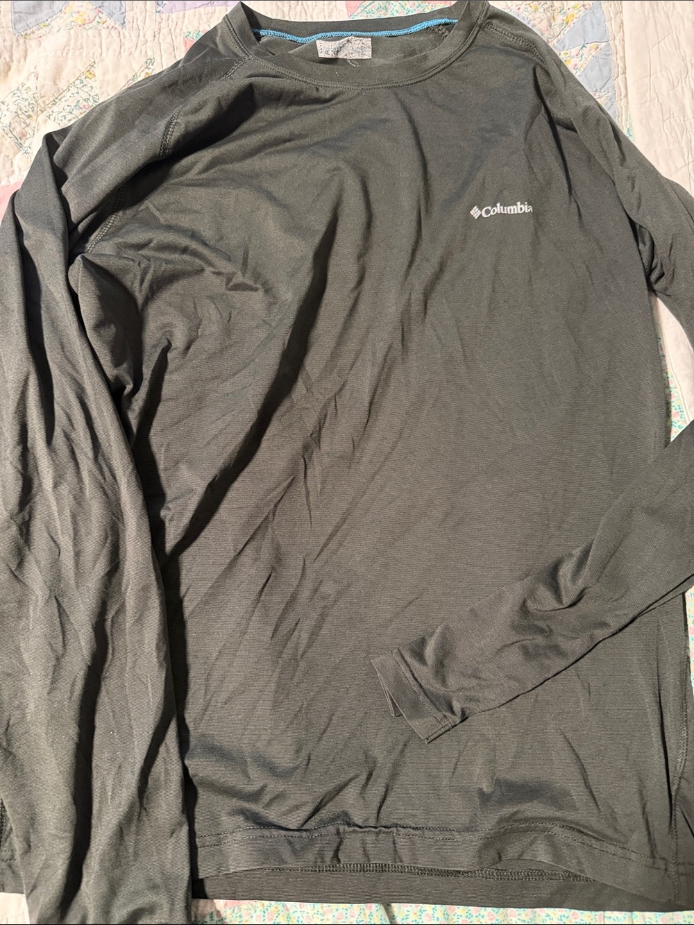 Columbia Men's Long-Sleeve Shirt in Black